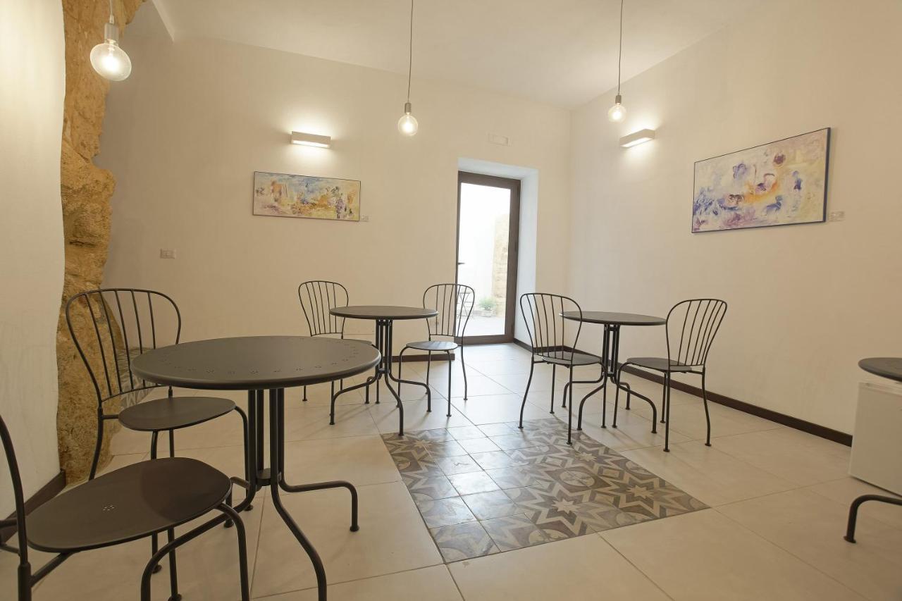 Hotel Cortile Baronello Agrigent Exterior foto