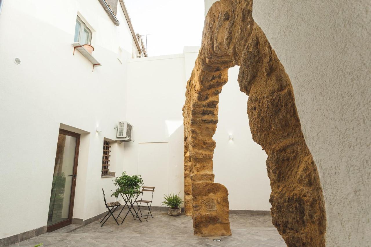 Hotel Cortile Baronello Agrigent Exterior foto